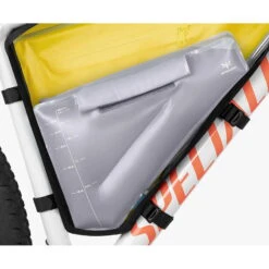 Apidura Frame Pack Hydration Bladder 3 L - Trinksystem 8 Apidura Frame Pack Hydration Bladder 3 L - Trinksystem -Camping-ausrüstung Verkaufsgeschäft apidura frame pack hydration bladder 3 l trinksystem apd fyl 0000 000 1