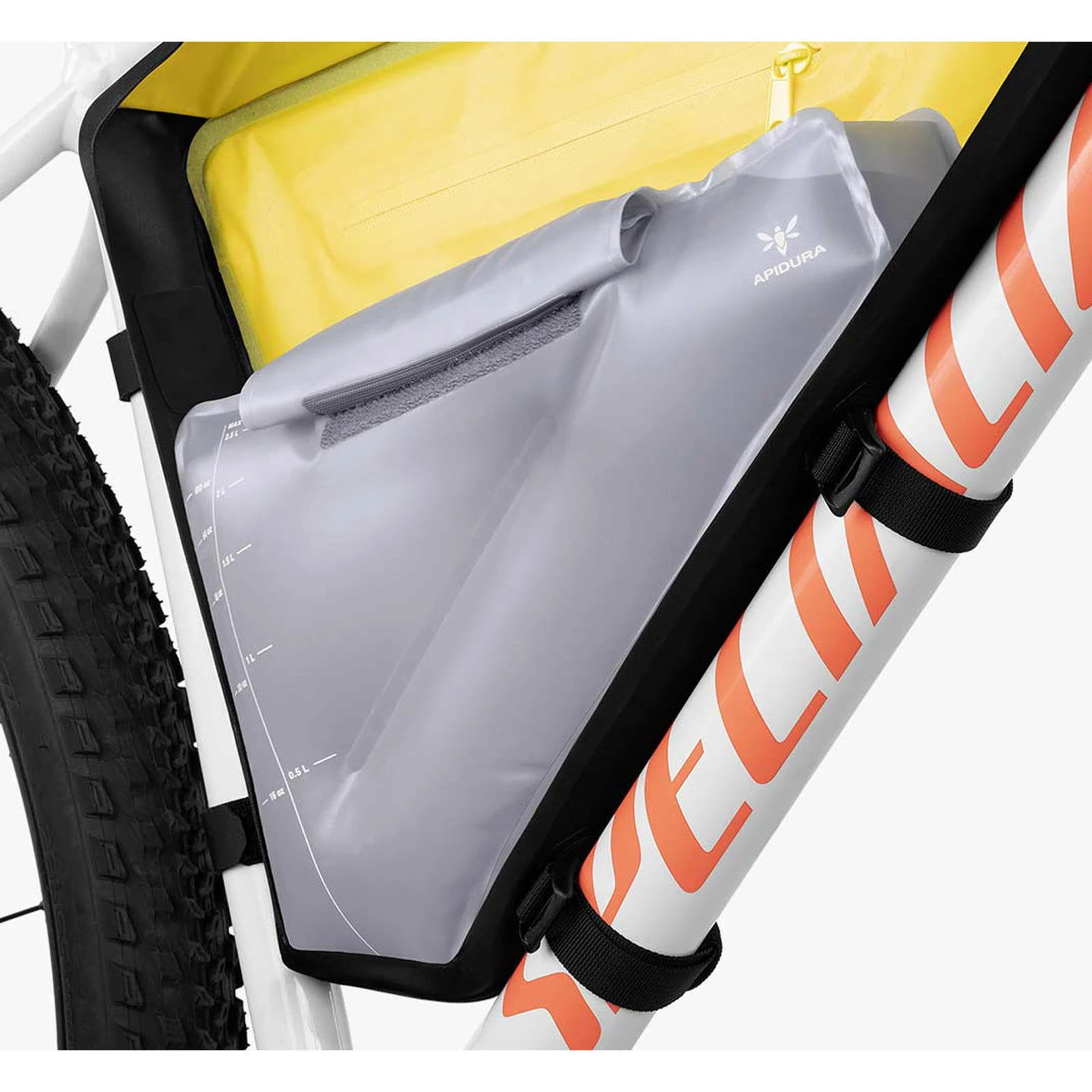 Apidura Frame Pack Hydration Bladder 3 L - Trinksystem 4 Apidura Frame Pack Hydration Bladder 3 L - Trinksystem – Bild 4