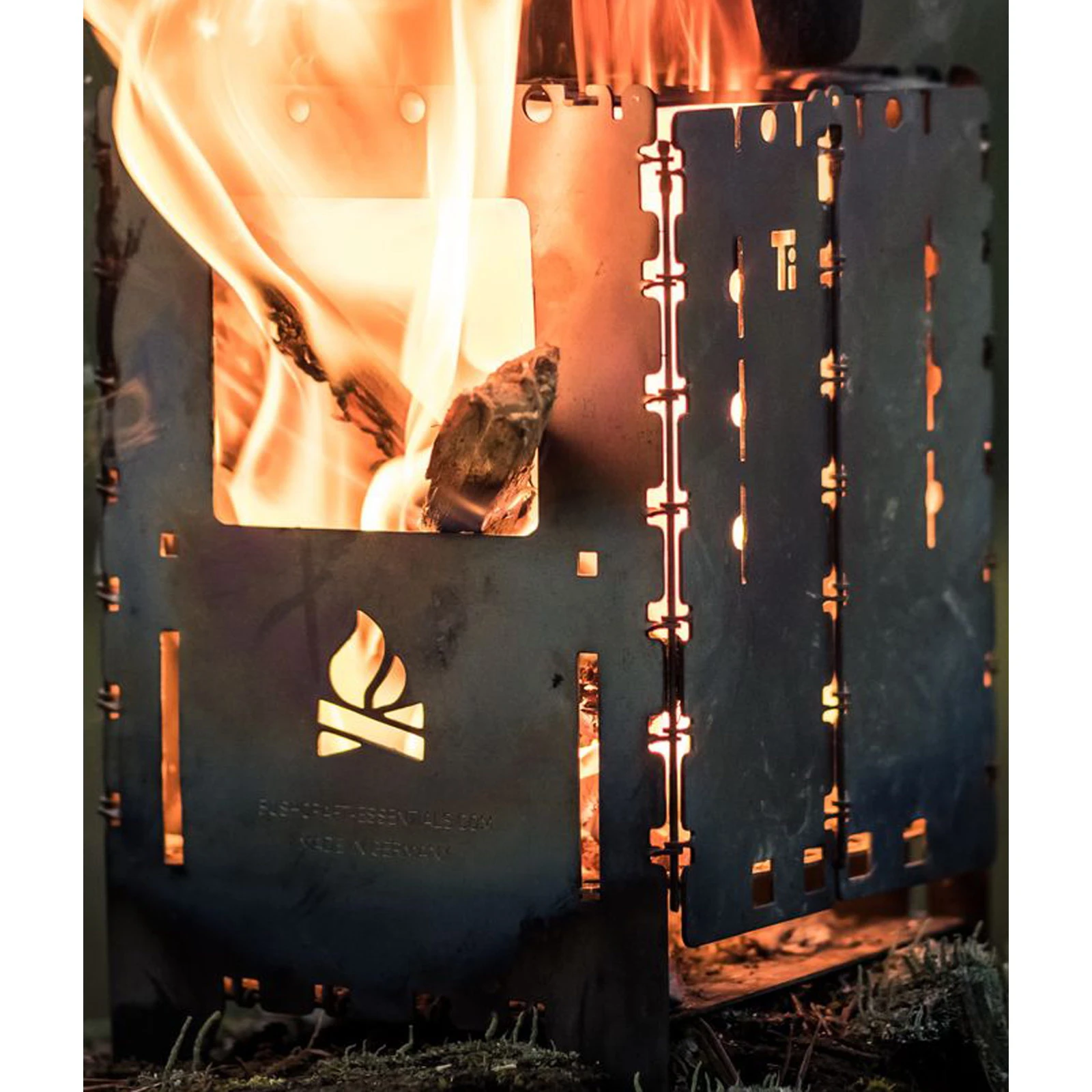 Bushcraft Essentials Bushbox XL Titanium - HOBO Kocher 12 Bushcraft Essentials Bushbox XL Titanium - HOBO Kocher – Bild 12