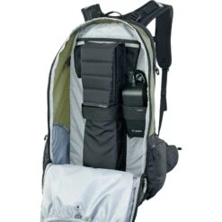 EVOC FR Tour E-Ride 30 - E-Bike-Rucksack 23 EVOC FR Tour E-Ride 30 - E-Bike-Rucksack -Camping-ausrüstung Verkaufsgeschäft evoc fr tour e ride 30 bike rucksack dark olive black evo 0450726562 8