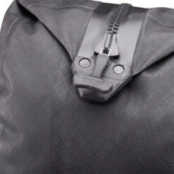 ORTLIEB Atrack Metrosphere - Rucksack 12 ORTLIEB Atrack Metrosphere - Rucksack -Camping-ausrüstung Verkaufsgeschäft ortlieb atrack metrosphere rucksack black embossed ol r7200 3